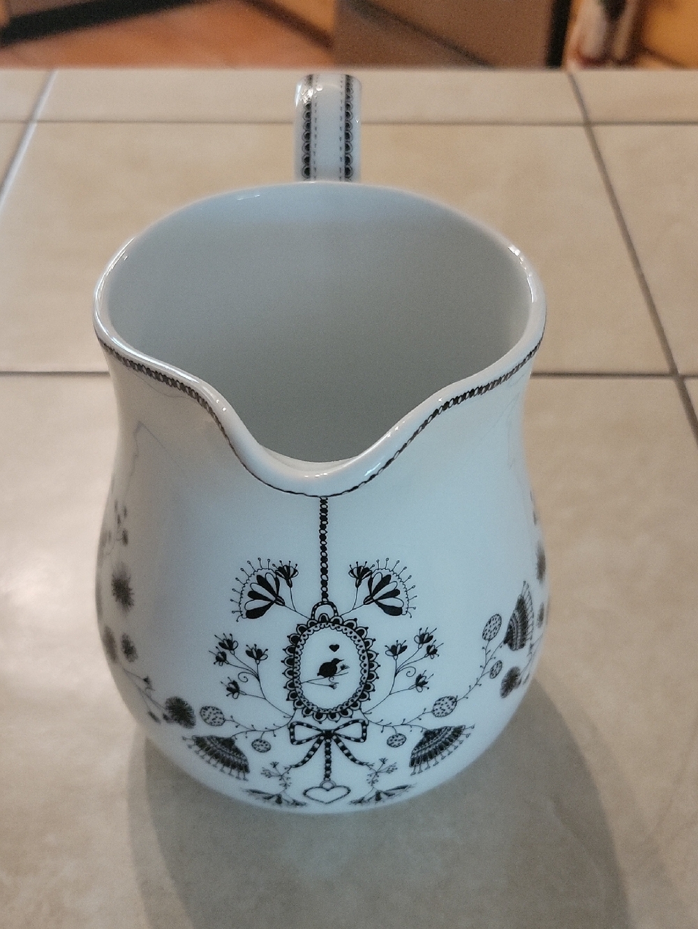 New Miss Blackbirdy Large Milk Jug 48oz Pitcher
